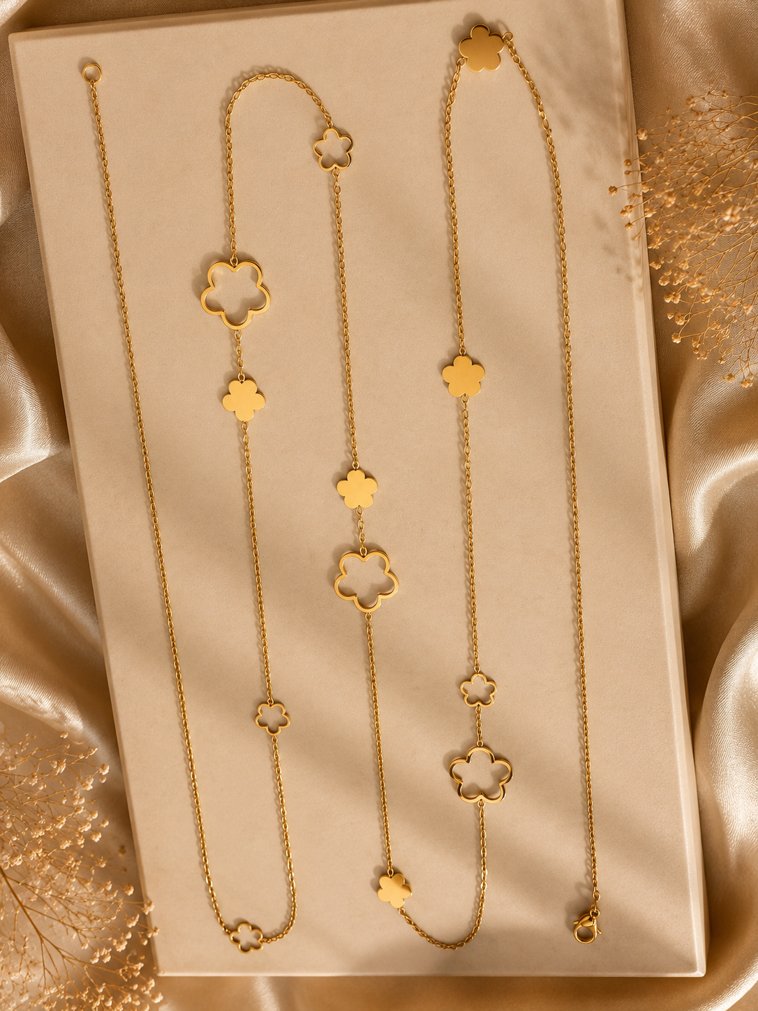 Clover Bloom Necklace