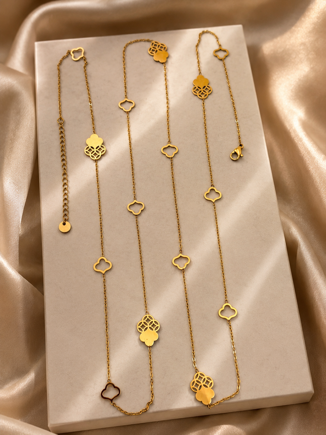 Clover Lace Necklace